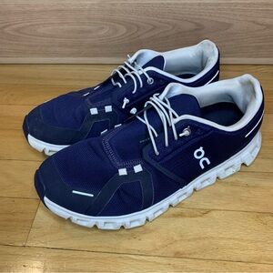 On Running Cloud 6 Men's Sneakers in Midnight / White- Size 9.5